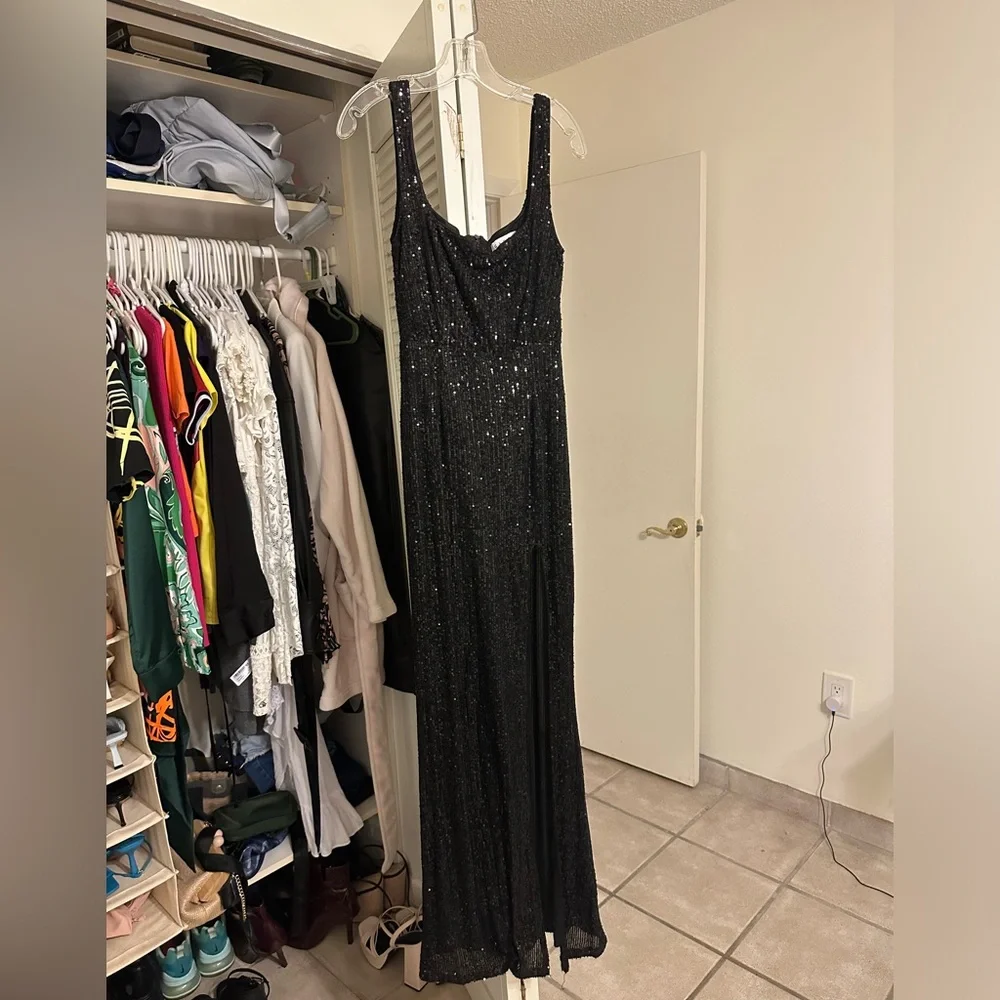 HIGH LIFE 
BLACK SEQUIN SQUARE NECK SPLIT FRONT MAXI DRESS from Club Llondon - Picture 3 of 5
